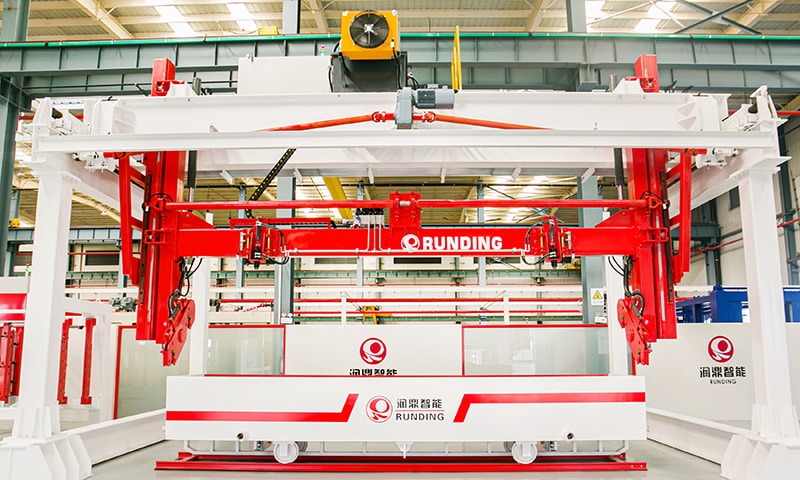 Homeen kallistusnosturi ja hoister